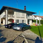 Casa Gianni Affittacamere Alba (Piedmont)